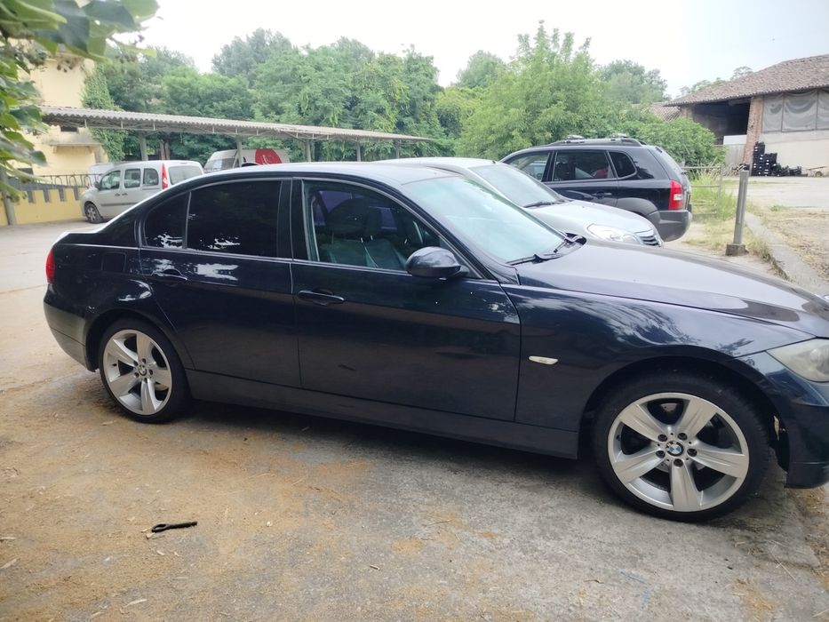 Vând BMW e90 NFL