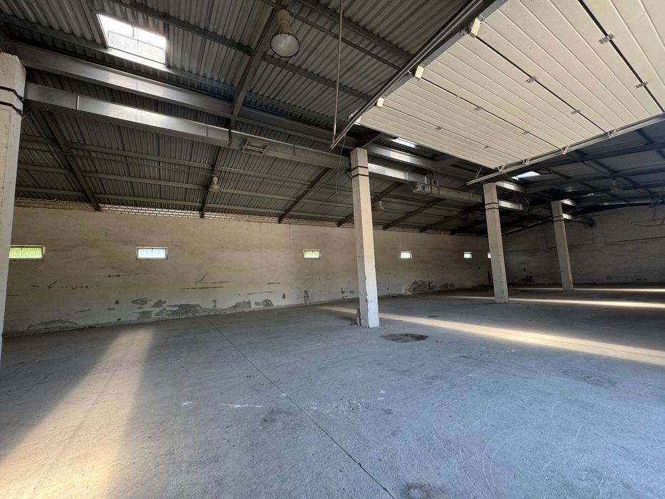 Vând/Închiriez Spații comerciale/Depozite/Hale/Afacere/Fabrică de nutrețuri