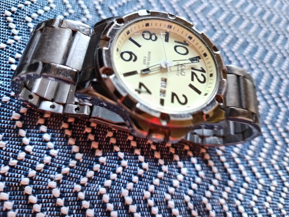 Мъжки часовник Q&Q