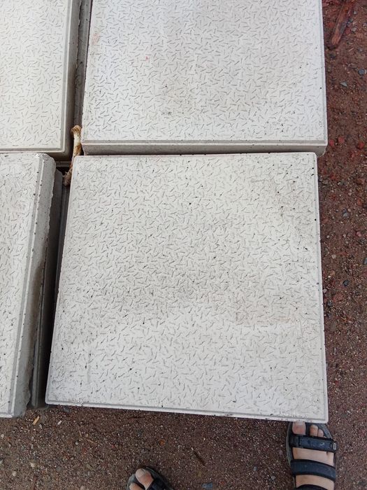 Продаем плитку для площадки