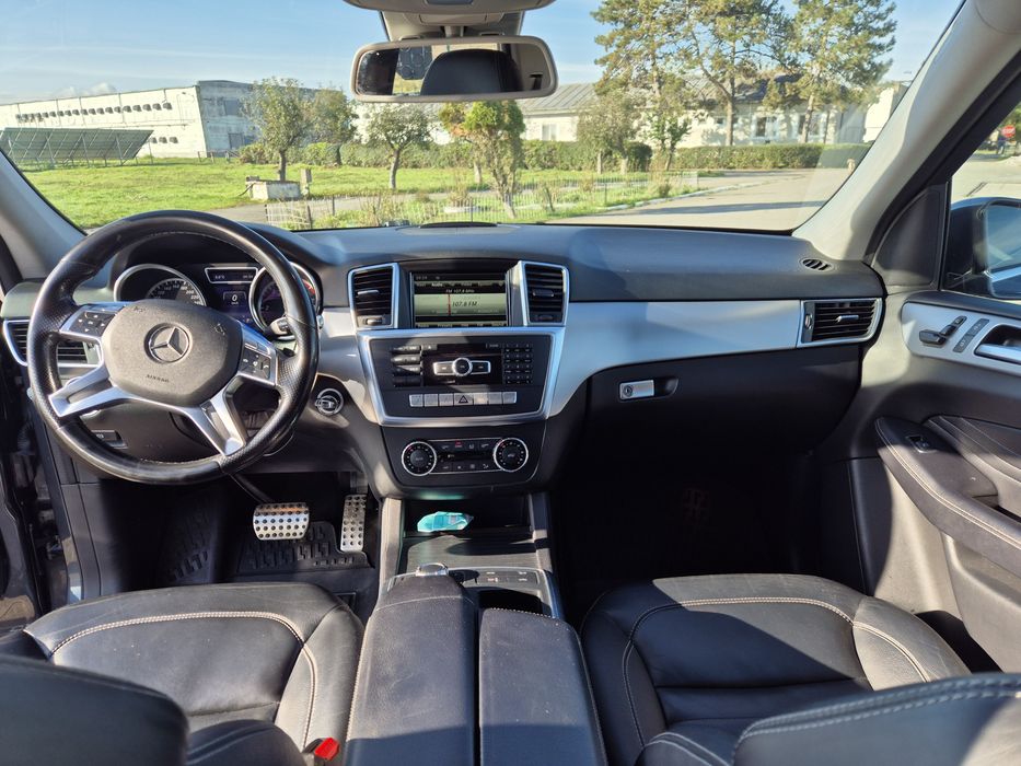 Mercedes Benz ML 2014