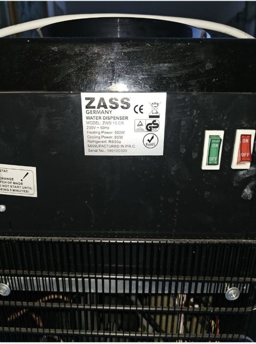 Dozator de apa cu mini frigifer