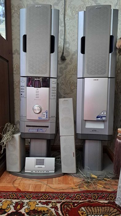 Музыкальный центр Sony 5 disc changer