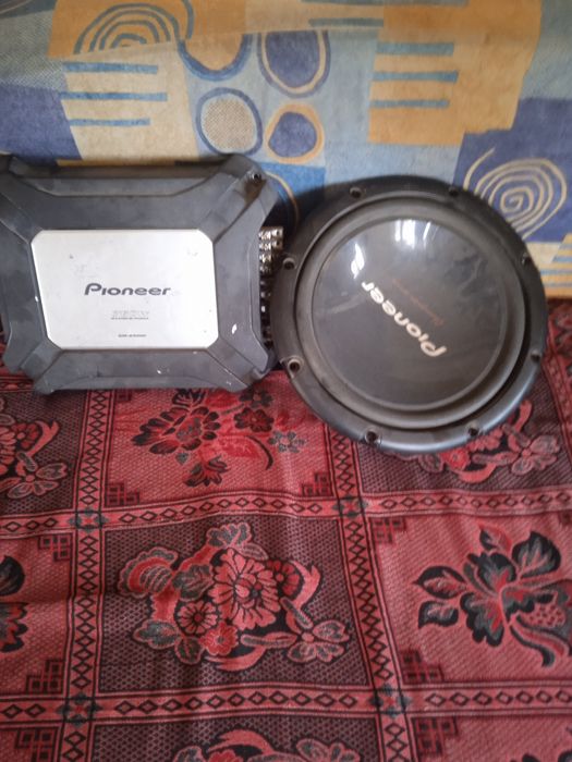 Усилок и колонка