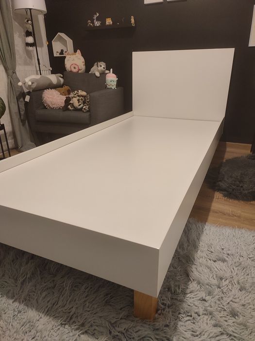 Pat din PAL nou 200x90 – design modern