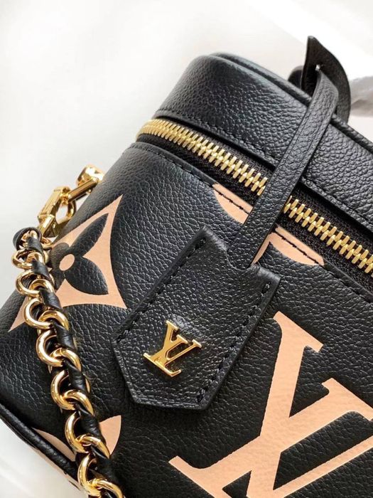 Geanta Louis Vuitton Vanity