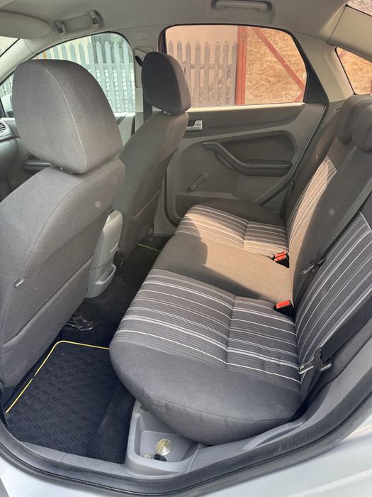 Ford Focus Titanium 1.6 benzina