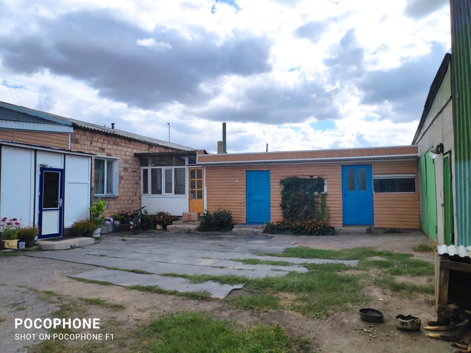 Продам большой дом