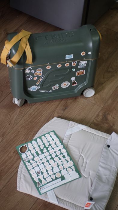 Stokke jet kids детский чемодан-каталка