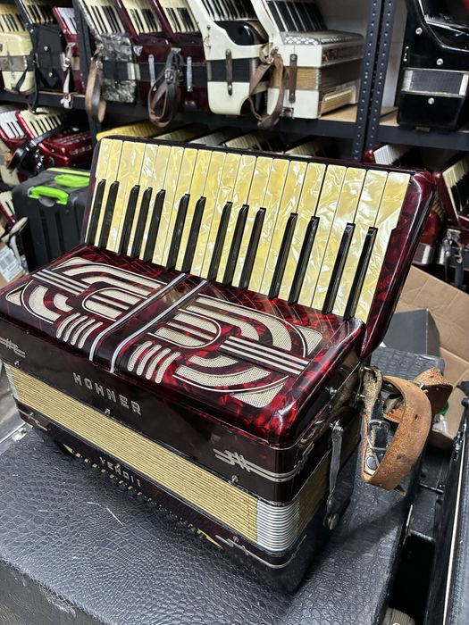 Acordeon Hohner 48 de basi 0️⃣7️⃣5️⃣4️⃣9️⃣2️⃣0️⃣9️⃣2️⃣2️⃣