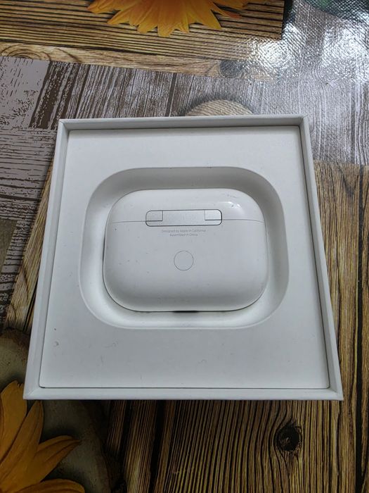 ОРИГИНАЛНИ Air pods pro 2 Слушалки