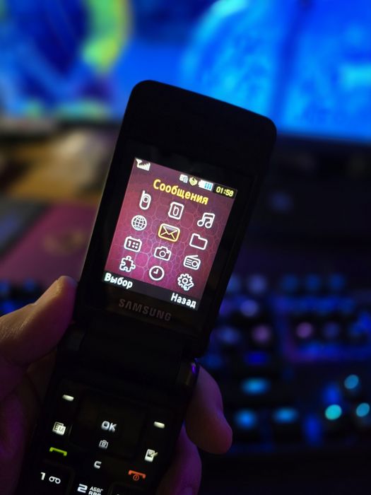 Продам s 3600 Samsung раскладушка