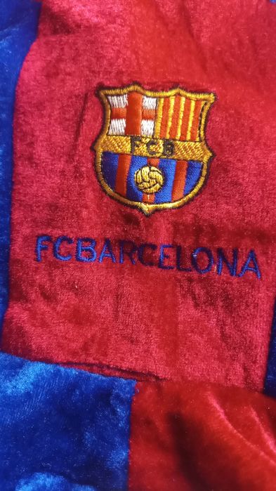 Фенска шапка Барселона със звънчета