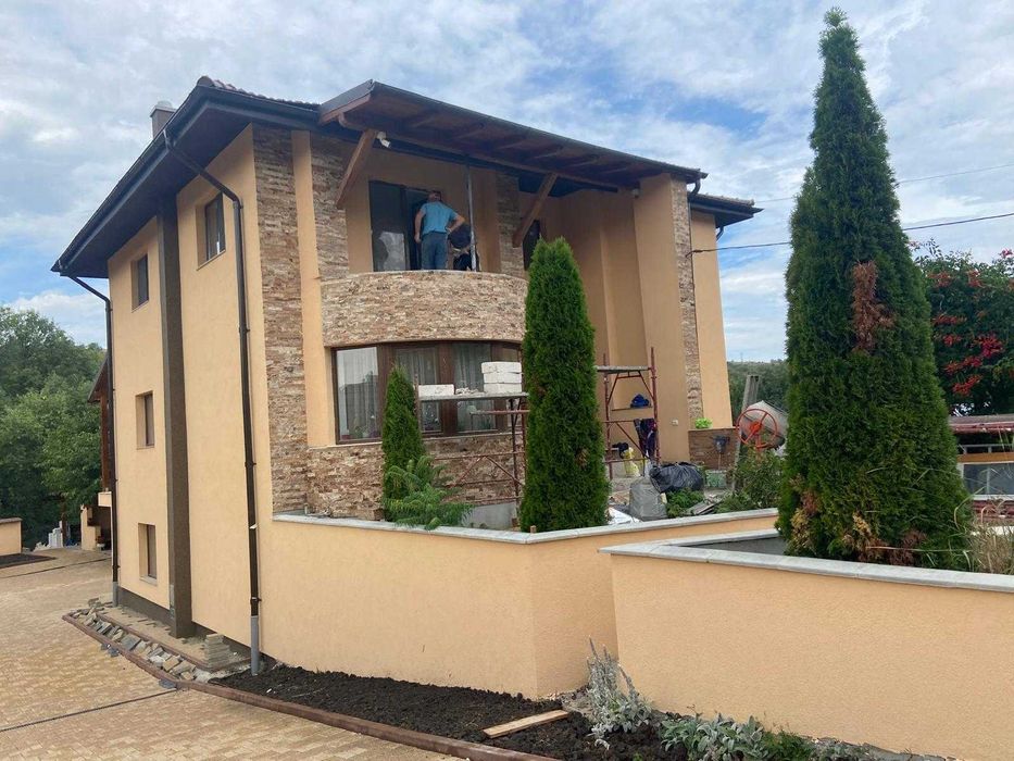 Construcții, amenajări/exterioare interioare