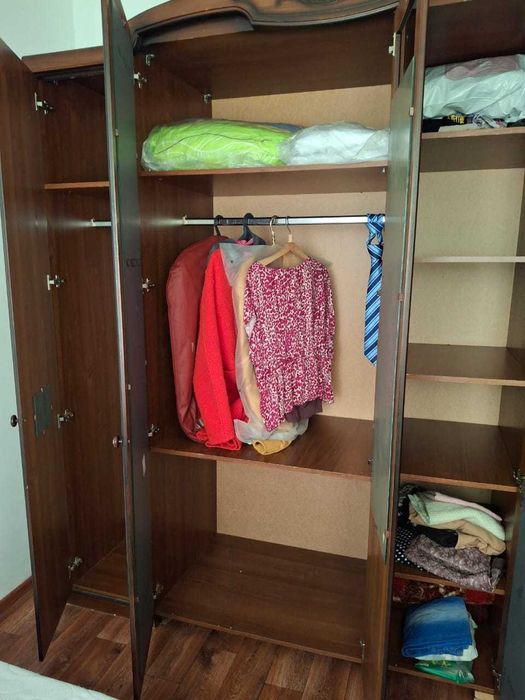 5-ти дверный шкаф для одежды