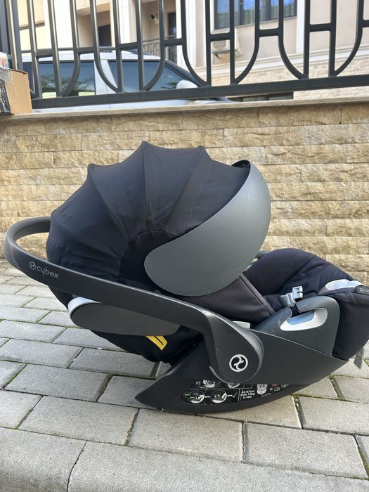 Scoica bebelus Cybex Cloud