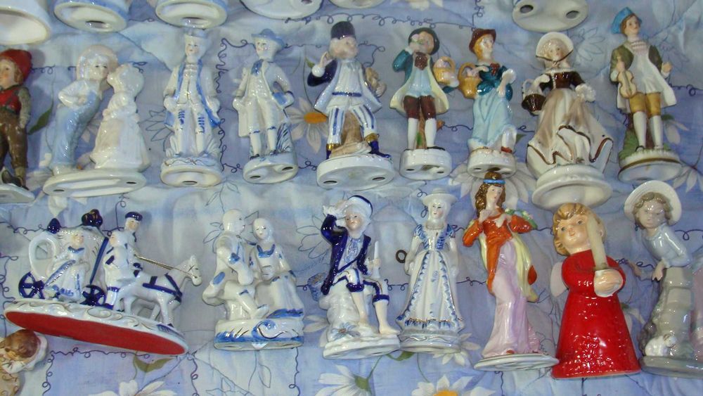 Фигурки-порцелан и алабастър