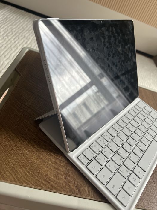 Планшет Huawei MatePad + клавиатура