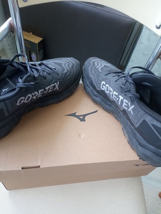 Маратонки Mizuno