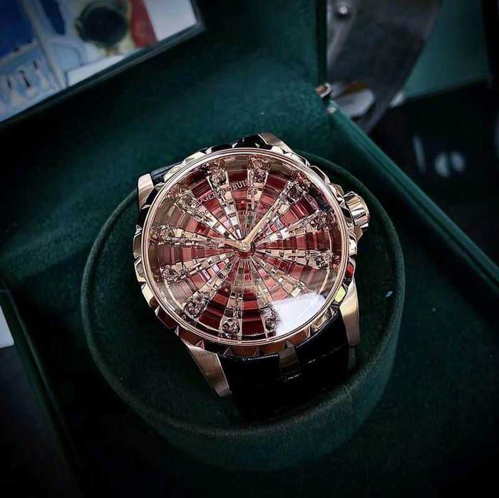 Автоматичен мъжки часовник Roger Dubuis KNIGHTS OF THE ROUND TABLE
