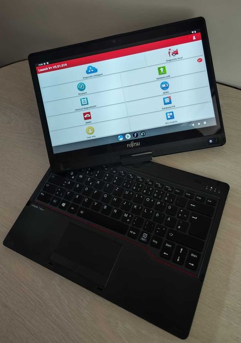 Laptop Tableta Auto Touchscreen DUAL-BOOT: Android + Windows Fujitsu
