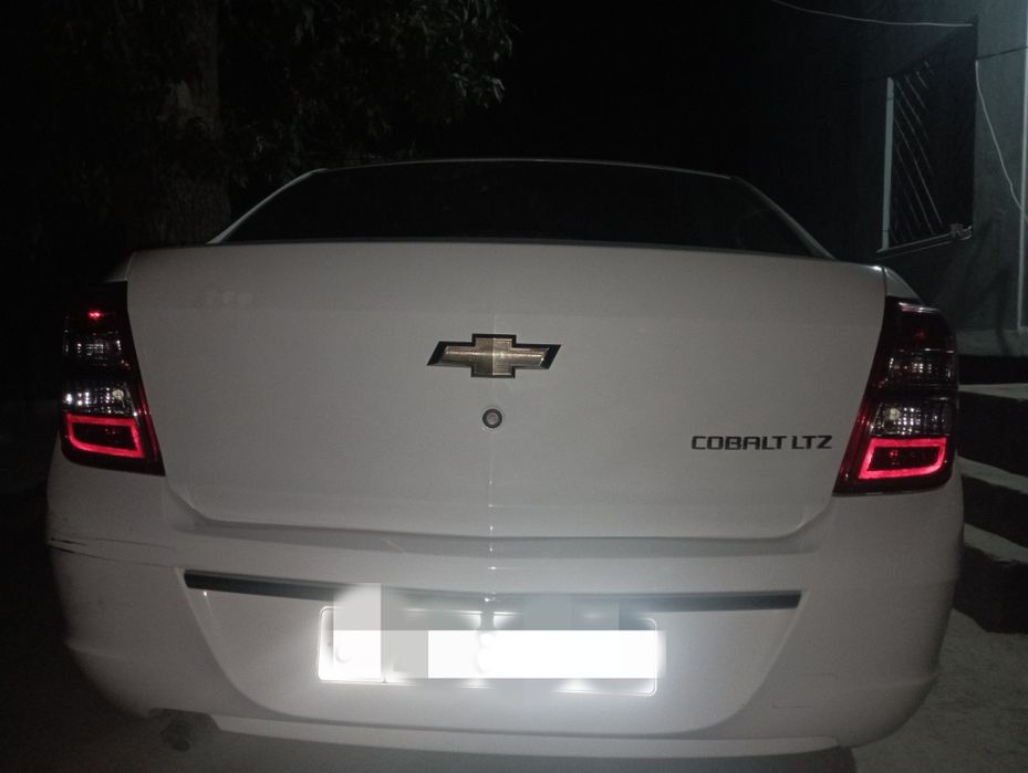 Tez va kelishilgan holda sotiladi