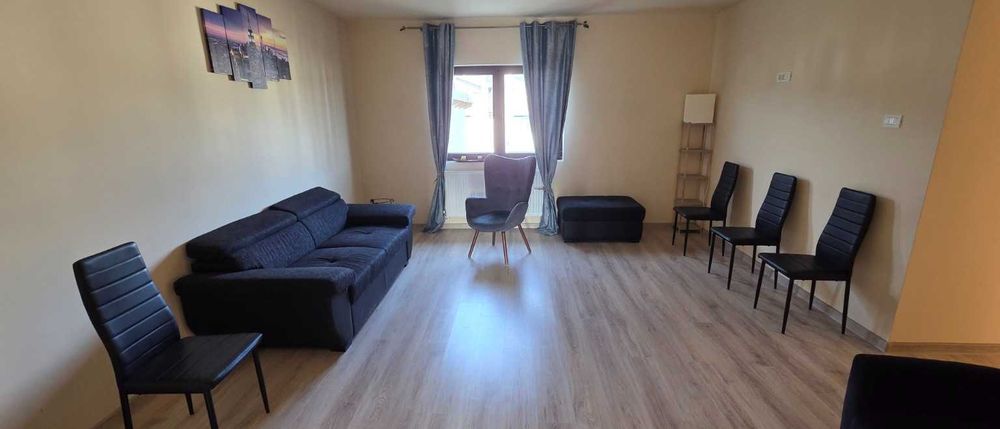 Inchiriez – apartament 3 camere/spațiu comercial cu mansardă și parcare, Valea Adâncă, str. Bazei nr. 14