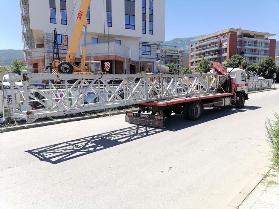 Транспортни услуги - Камион с кран