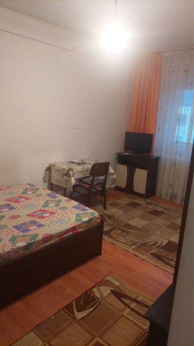 Inchiriez garsoniera