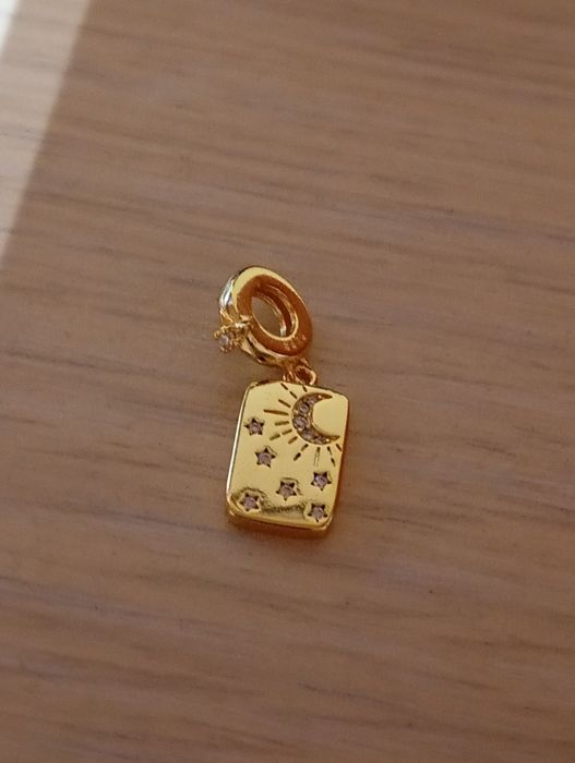 Charm argint placat cu aur Pandora