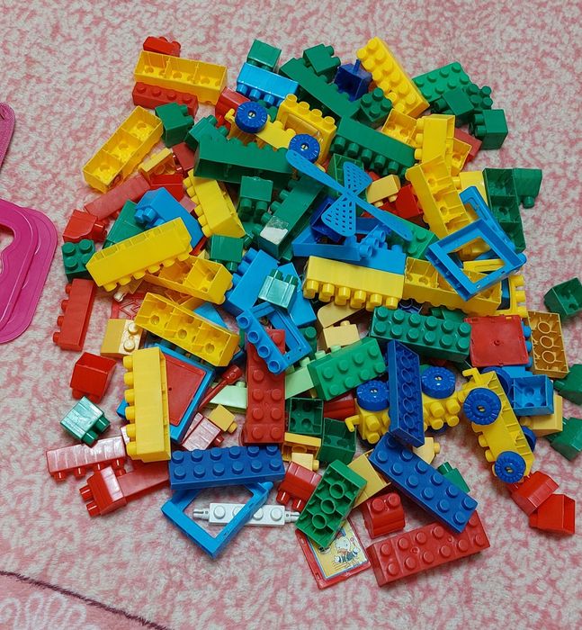 Конструкторы много