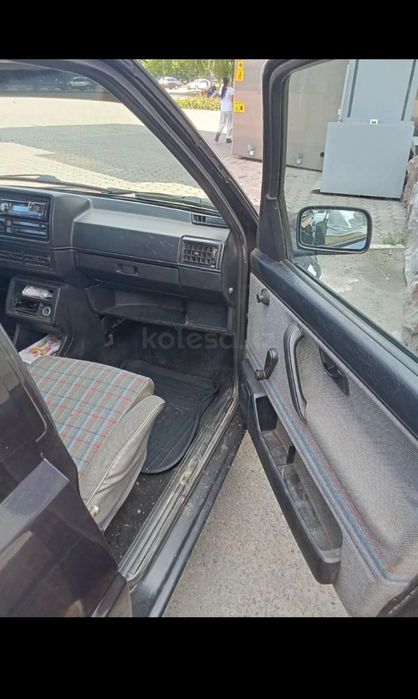 Volkswagen golf 2