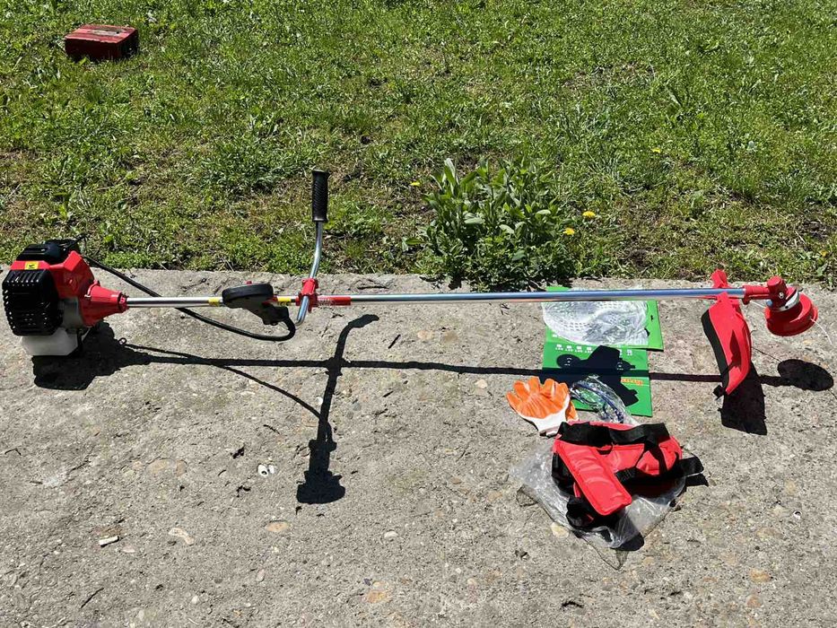 ПРОМО Бензинов тример