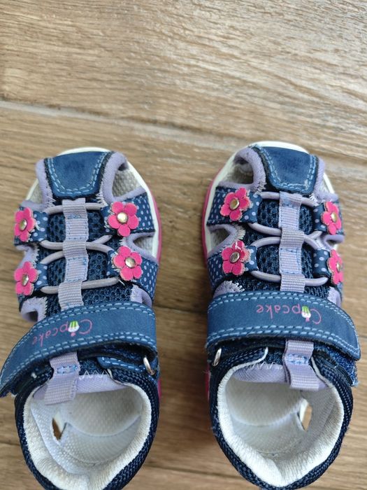 Детски сандали за момиче