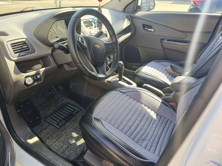 Chevrolet Cobalt 2023 — 4