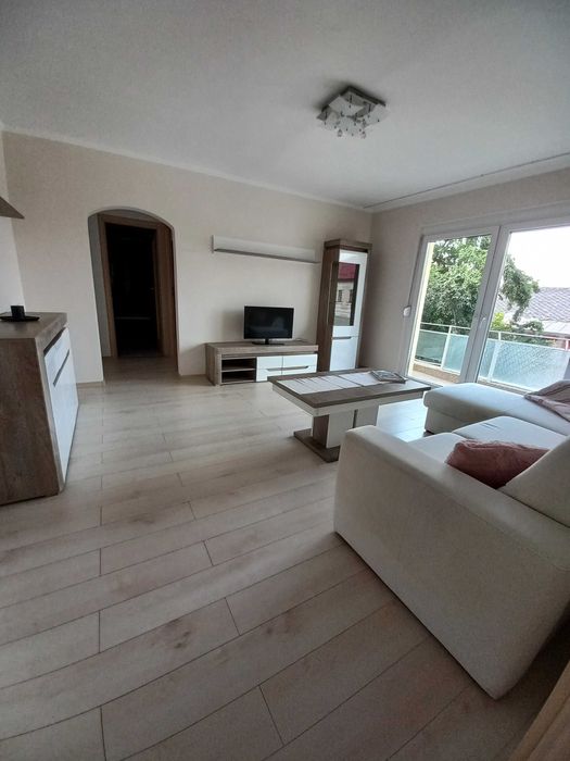Apartament de vanzare in Salonta, cu 4 camere, situat in zona garii