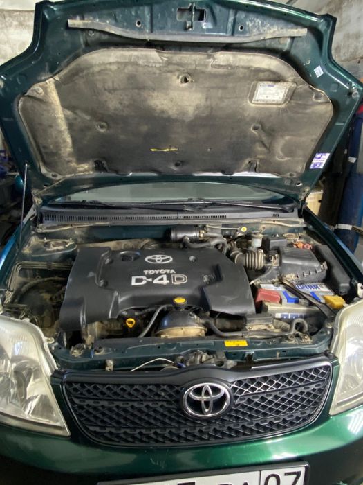 Продаю тойота королла