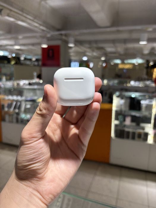 AirPods 4 (без шумоподавления)