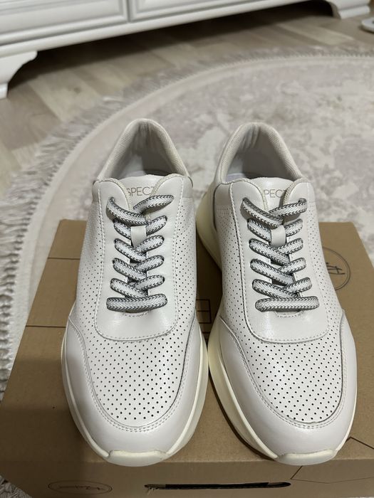 Кожаные кроссовки Respect