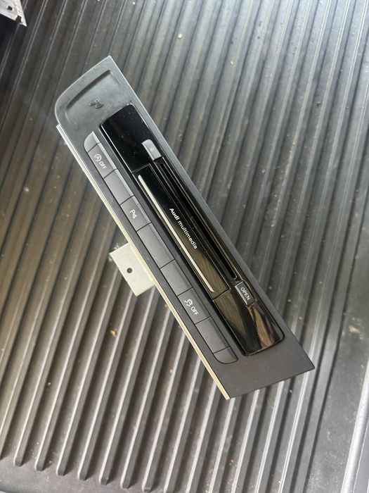 Unitate multimedia Audi A6 C7/ A7 cod 4G0035666H