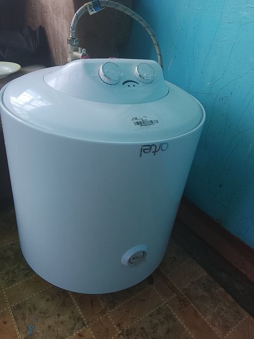 Продам Аристон artel