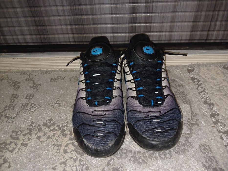 Продаю обувь тнки