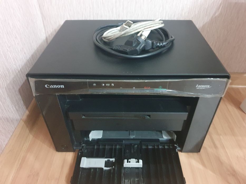 Продам МФУ canon mf3010