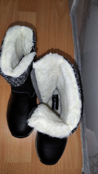 Зимние сапоги детские кожаные с натуральным мехом 27 размер