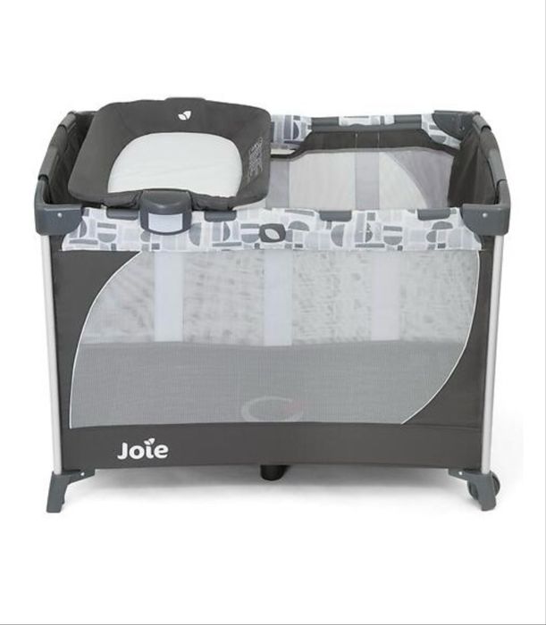Продам кроватку Joie