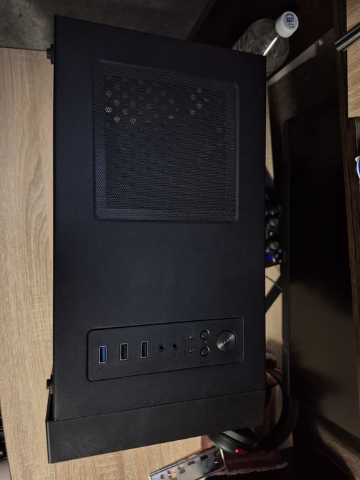 Корпус WINTEK с 4 rgb вентиляторами