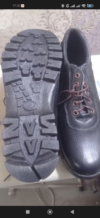 Мужские ботинки 42размер