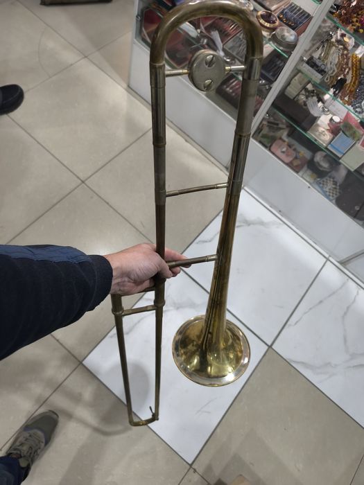 Трамбон без мундштука