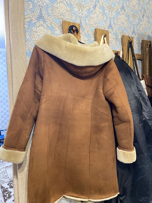 Продам дубленку цена 10 000