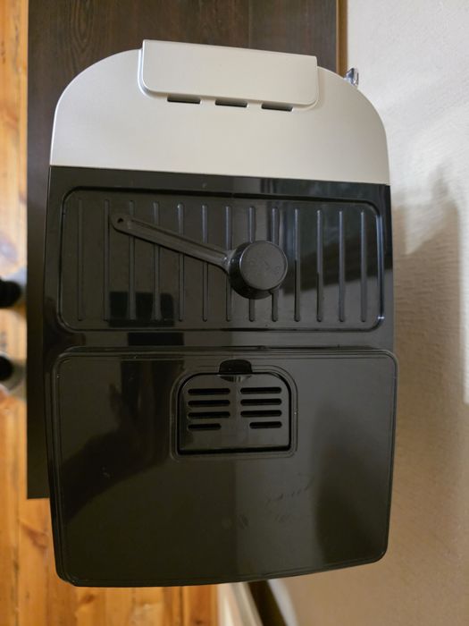 Кафе машина Delonghi Magnifica Start